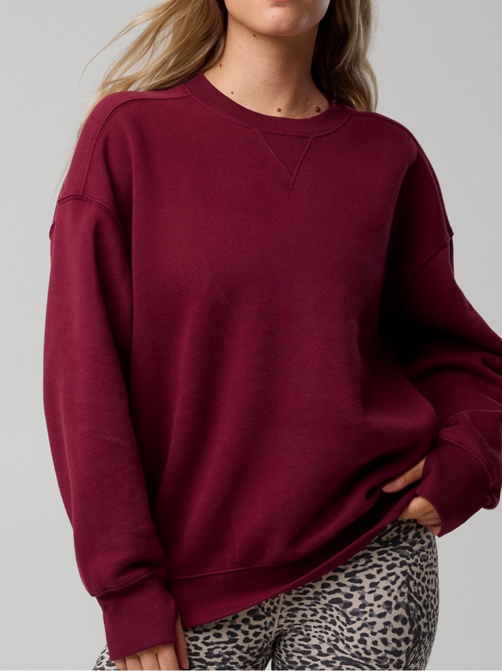 Offline by Aerie deep cherry 🍒 oversized cloud fleece crewneck. XL.